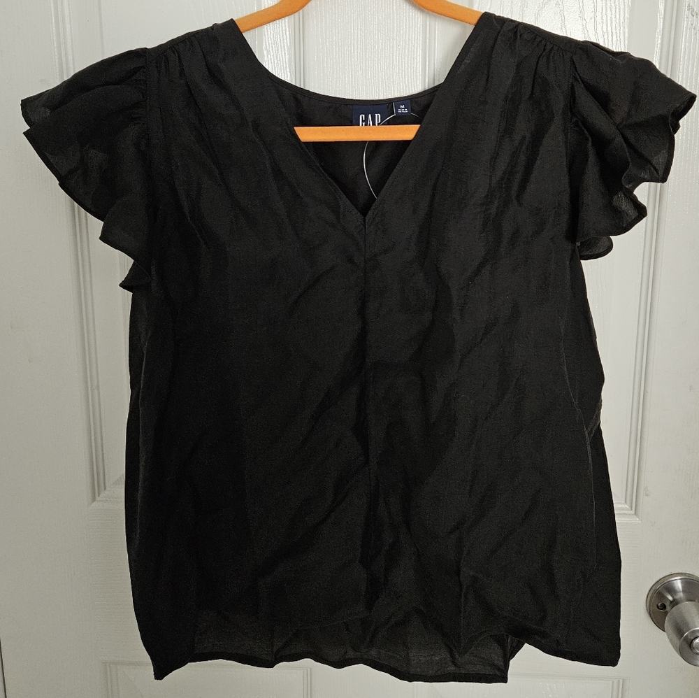Black short frilly sleeved blouse gap